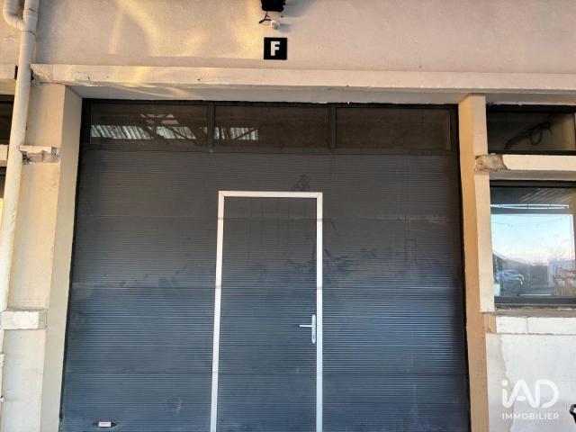 Location Local d'activités 202 m²
