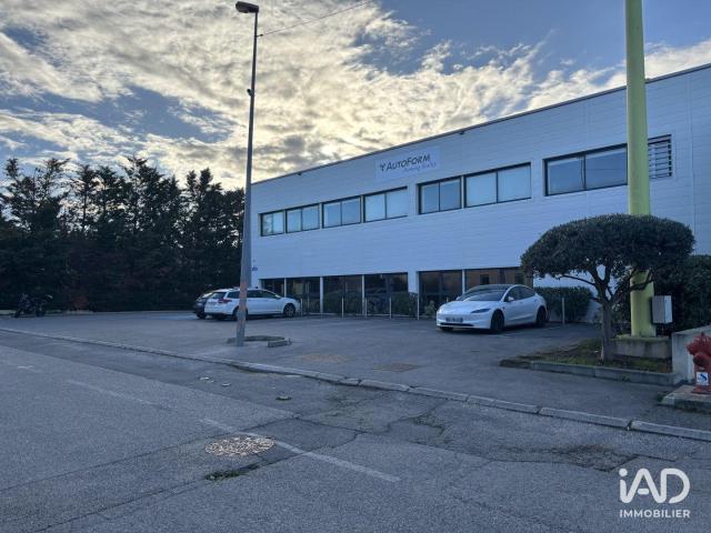 Location Local d\'activités 380 m²