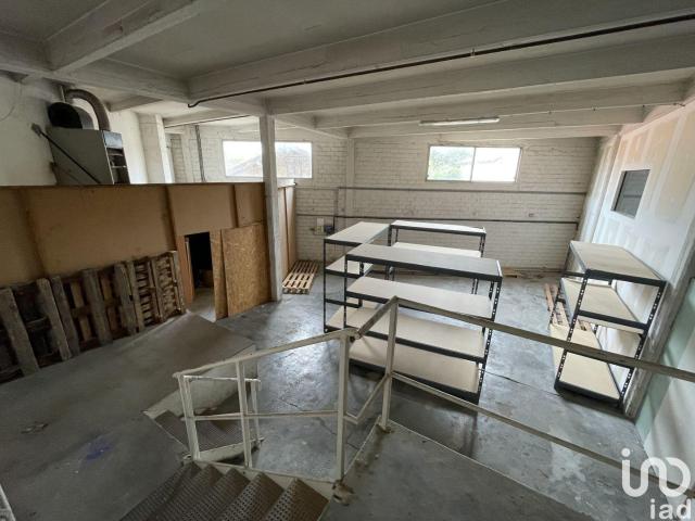 Location Local d'activités 65 m²
