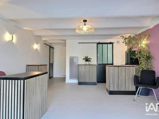 Location Local d'activités 60 m²