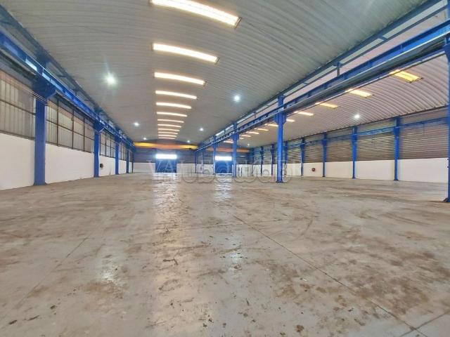 Location local industriel 4000 m2, Casablanca