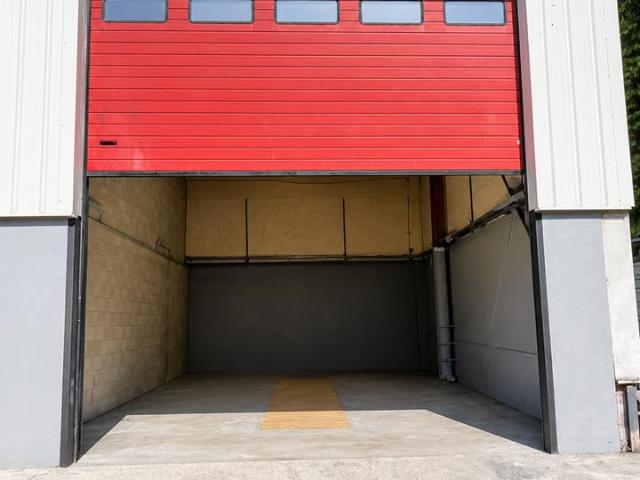 Location local stockage Morangis Proche A6 A10 et Orly
