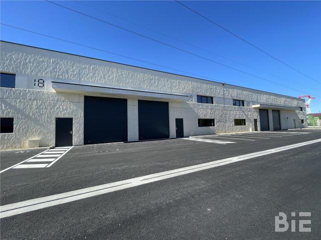 Location locaux d'activité Mios Proximité A63 et A66