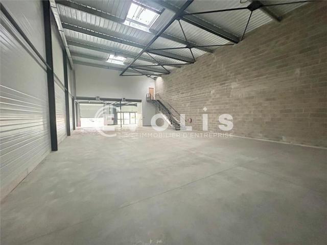 Location locaux d'activité Avrainville Divisible dès 424 m²