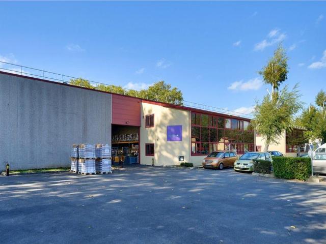 Location locaux d'activité Bondoufle Site clôturé et sécurisé