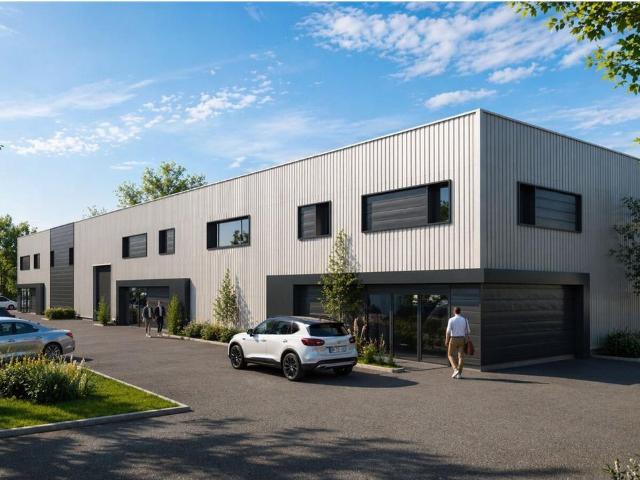 Location locaux d'activité Péronnas Accès A7 Bourg Sud