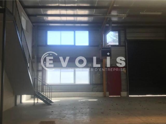 Location locaux d'activité Quincy Voisins Proche A4 et A140