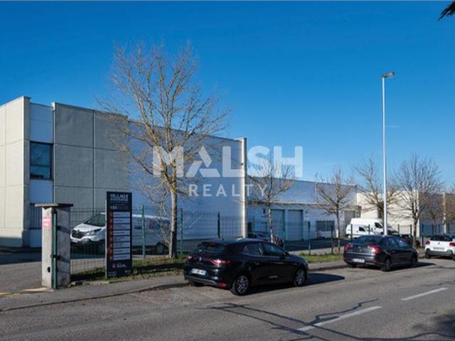 Location locaux d'activité Rillieux la Pape Parc sécurisé