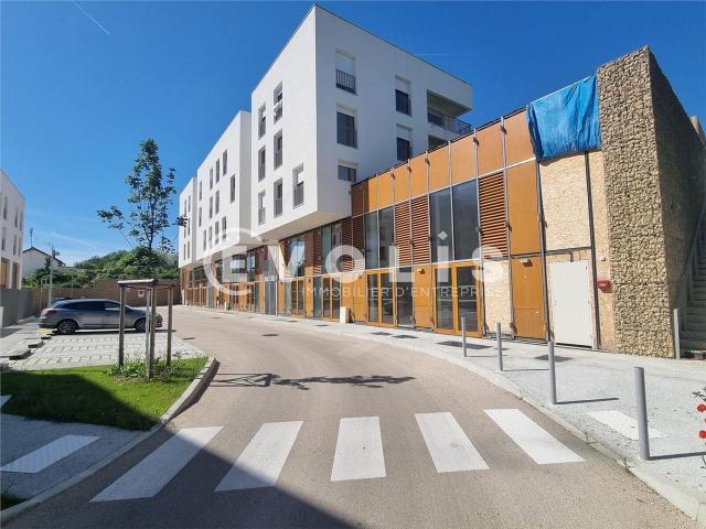 Location locaux d'activité Vitry sur Seine Modulables et bien desservis