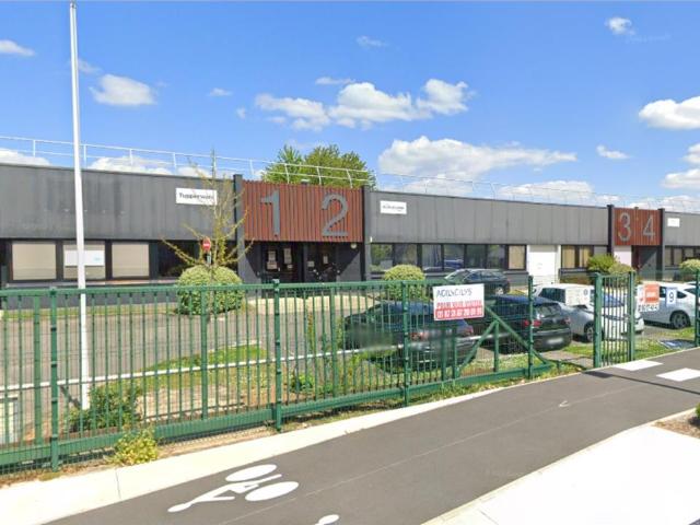Location locaux mixtes Villebon sur Yvette Parc Hightec 1