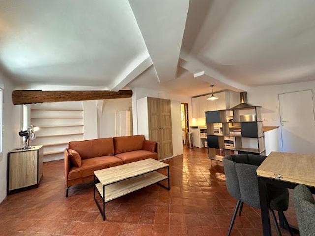Location Loft 1 pièce 39.6 m2 Aix en Provence
