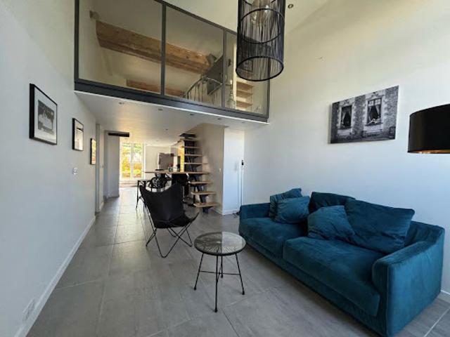 Location Loft 2 pièces 64 m2 Lyon 5ème