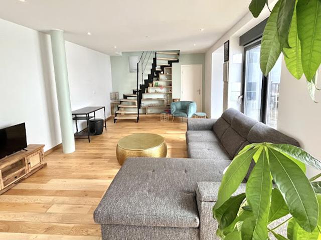 Location Loft 5 pièces 108 m2 Roubaix