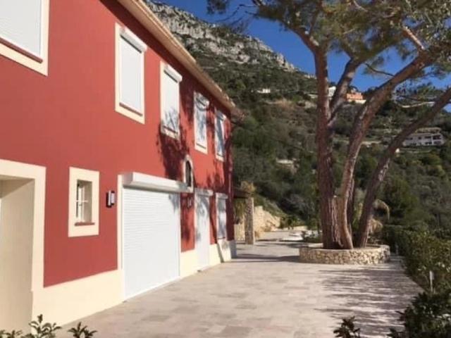 Location Luxe semi meublé aux portes de Monaco