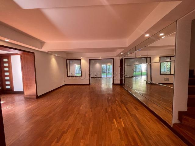 Location magasin maarif