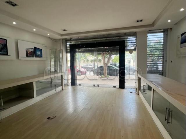Location – magasin commercial à agdal
