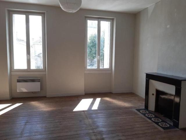 Location Maison 3 pièces 105m² LESPARRE MEDOC 33340