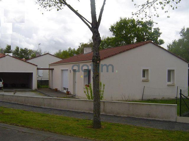 Location Maison 3 pièces 100m² VIEILLEVIGNE 44116
