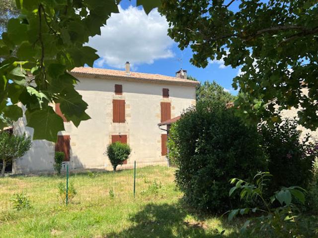 Location Maison 3 pièces 130 m2 Castets et Castillon