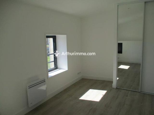 Location Maison 3 pièces 45 m2 à Asnières la Giraud