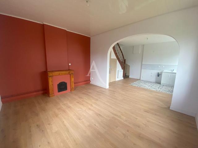 Location Maison 3 pièces 53m² SEGRE EN ANJOU BLEU 49500