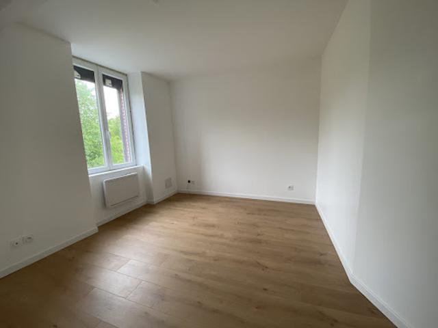 Location Maison 3 pièces 55.44 m2 Châteauneuf la Forêt