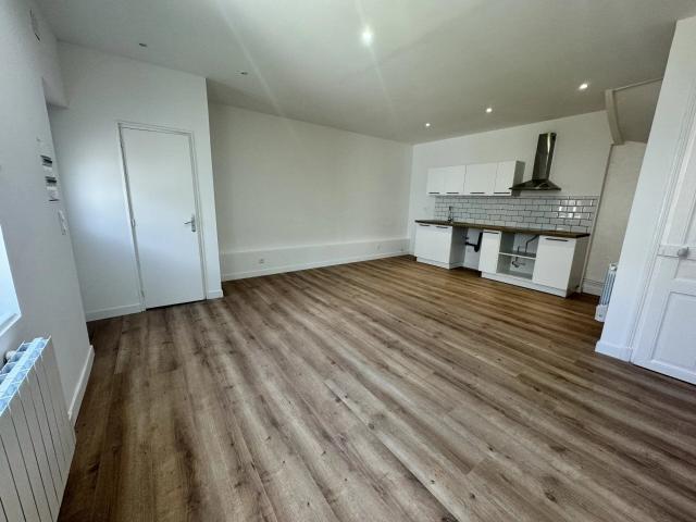 Location Maison 3 pièces 55 m2 à Saint Quentin