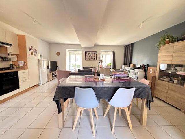 Location Maison 3 pièces 59.6 m2 Fye