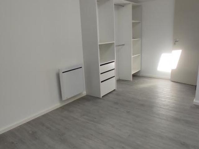 Location Maison 3 pièces 60m² ROUILLE 86480