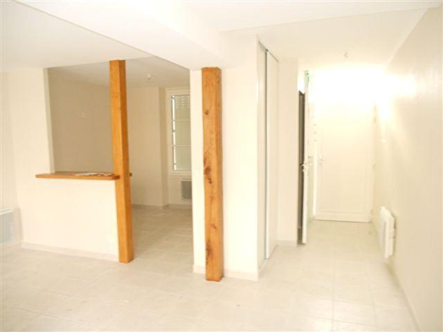 Location maison 3 pièces, 63.00m², Fay aux Loges