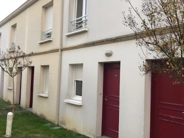 Location Maison 3 pièces 63 m2 Carbon Blanc