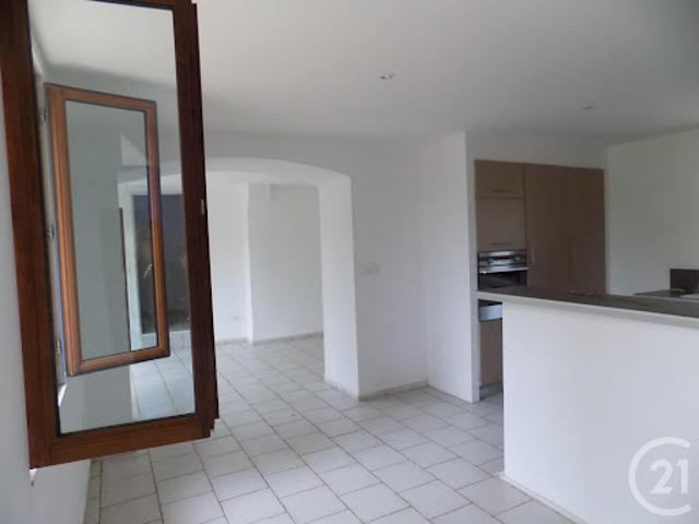 Location Maison 3 pièces 65 m2 Saint Julien de Peyrolas