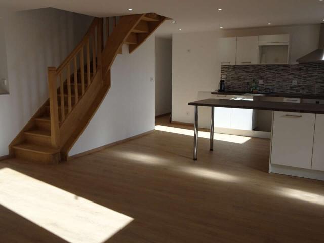Location maison 3 pièces 65 m² Rieupeyroux 12240