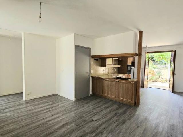 Location Maison 3 pièces 65m² ARMISSAN 11110