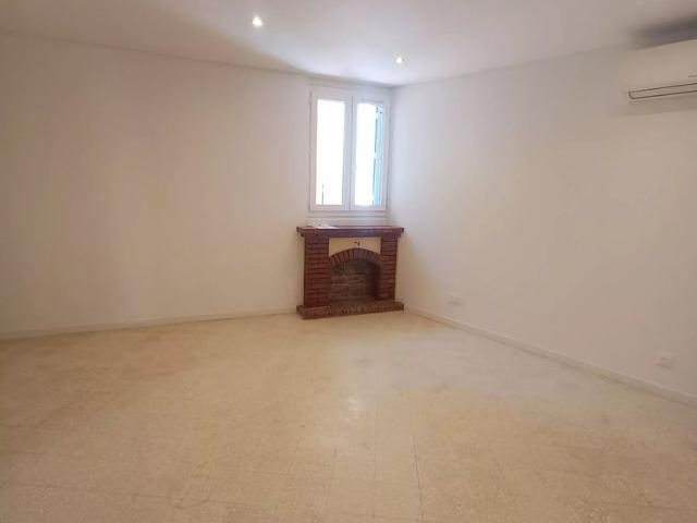 Location Maison 3 pièces 67m² AURIOL 13390