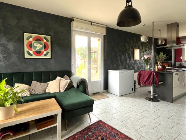 Location maison 3 pièces, 68.82m², Uzemain