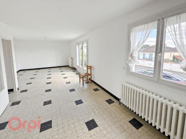 Location Maison 3 pièces 68m² SELLES SUR CHER 41130
