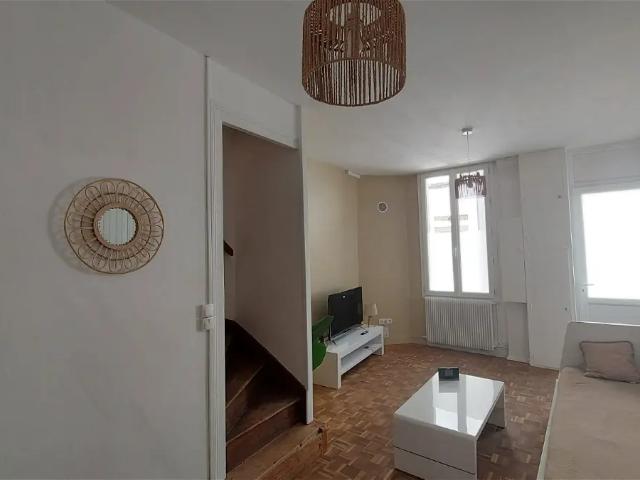 Location maison 3 pièces 69.35m² à Niort 79000