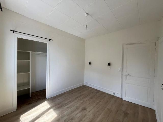 Location Maison 3 pièces 69m² BARBERAZ 73000