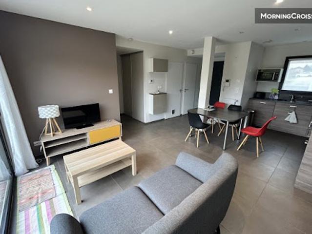 Location Maison 3 pièces 70 m2 Communay
