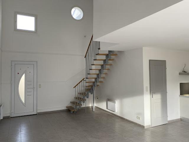 Location Maison 3 pièces 70 m2 Ales
