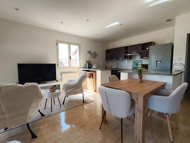 Location Maison 3 pièces 70 m2 Serrières de Briord