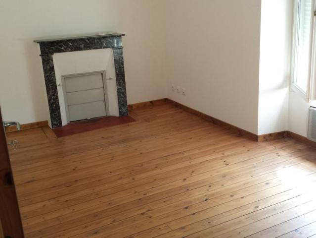 Location Maison 3 pièces 70m² DANGE ST ROMAIN 86220