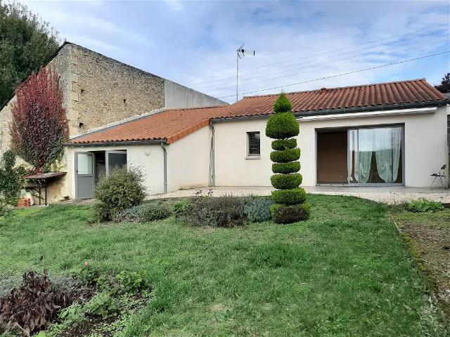 Location maison 3 pièces 72.79m² à Saint jean de thouars 79100