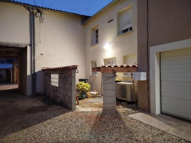 Location Maison 3 pièces 72 m2 Neuville de Poitou