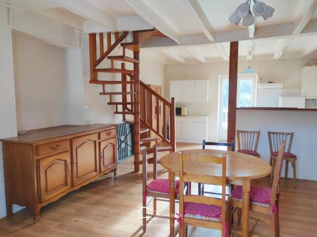 Location Maison 3 pièces 72m² LUSIGNAN 86600