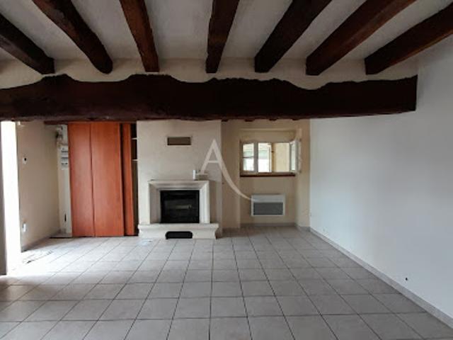 Location Maison 3 pièces 74 m2 Chemellier