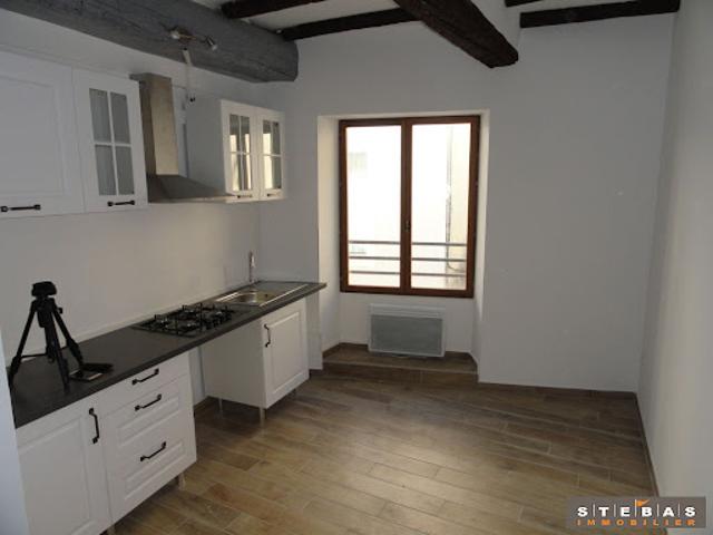 Location Maison 3 pièces 74 m2 Monteux