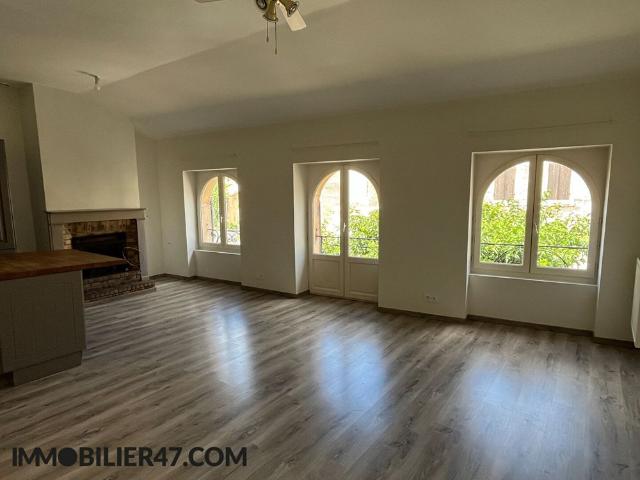 Location Maison 3 pièces 77m² CASTELMORON SUR LOT 47260