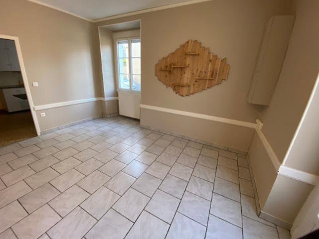 Location Maison 3 pièces 78.88 m2 Henrichemont